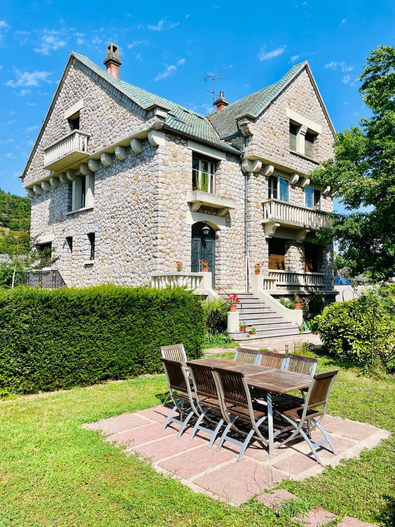 La Maison Au Toit Vert Espalion Esterno foto